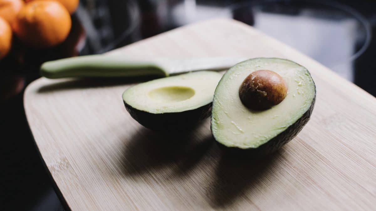 , Are Avocados Associated with Greater Risk or Reduced Risk of Cancer?, Dr. Nicolle